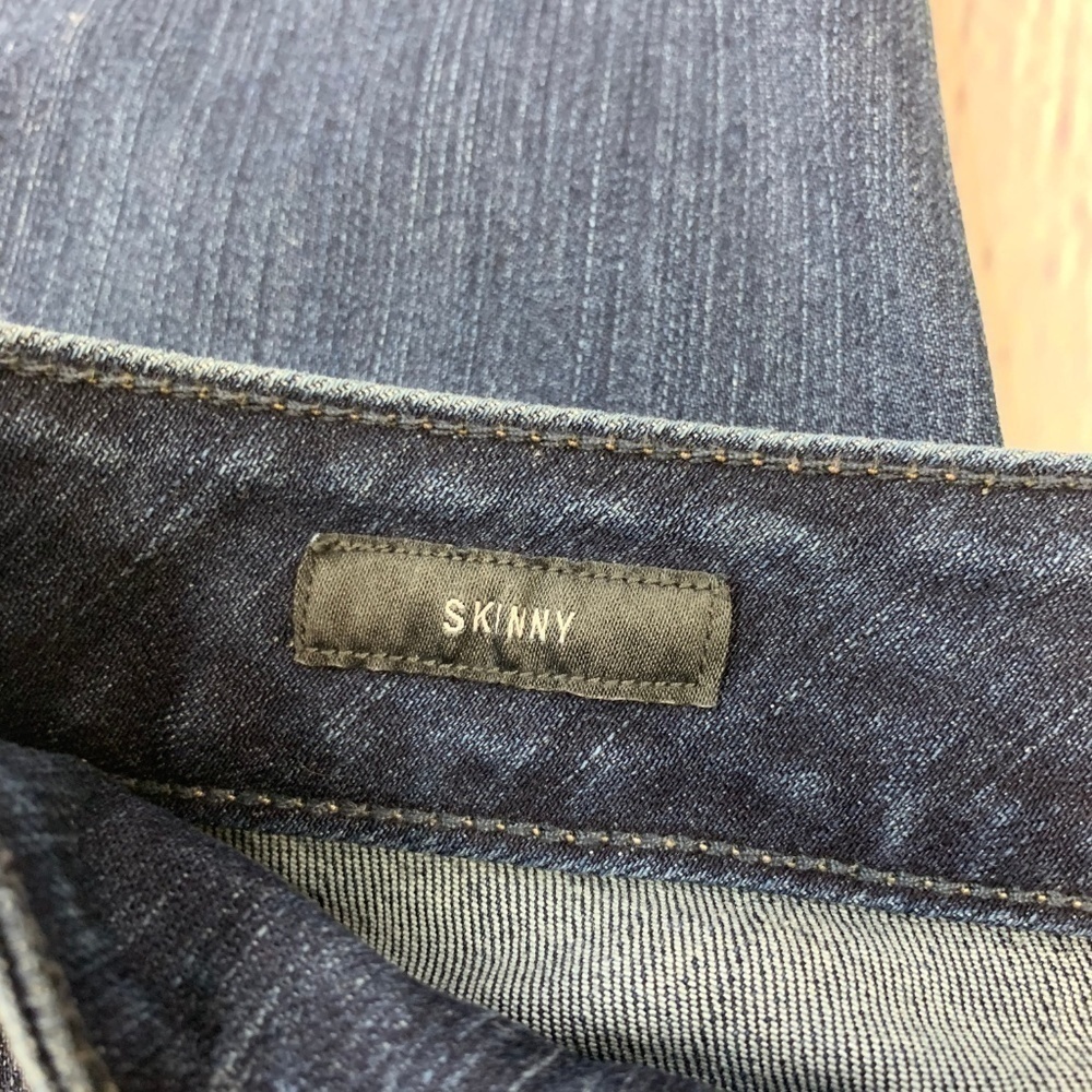 Torrid Premium Dark Wash Skinny Jeans - Picture 6 of 6